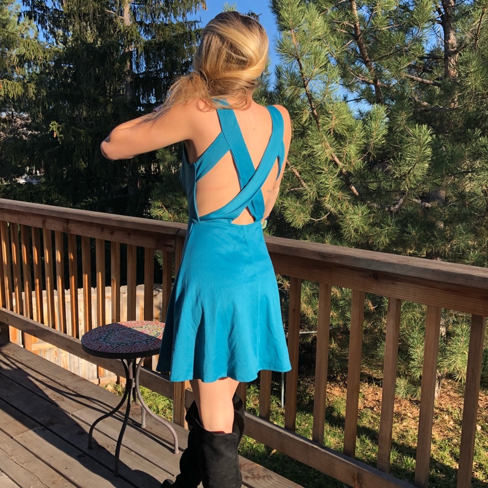 Blue crossed back - Picture 3 of 8